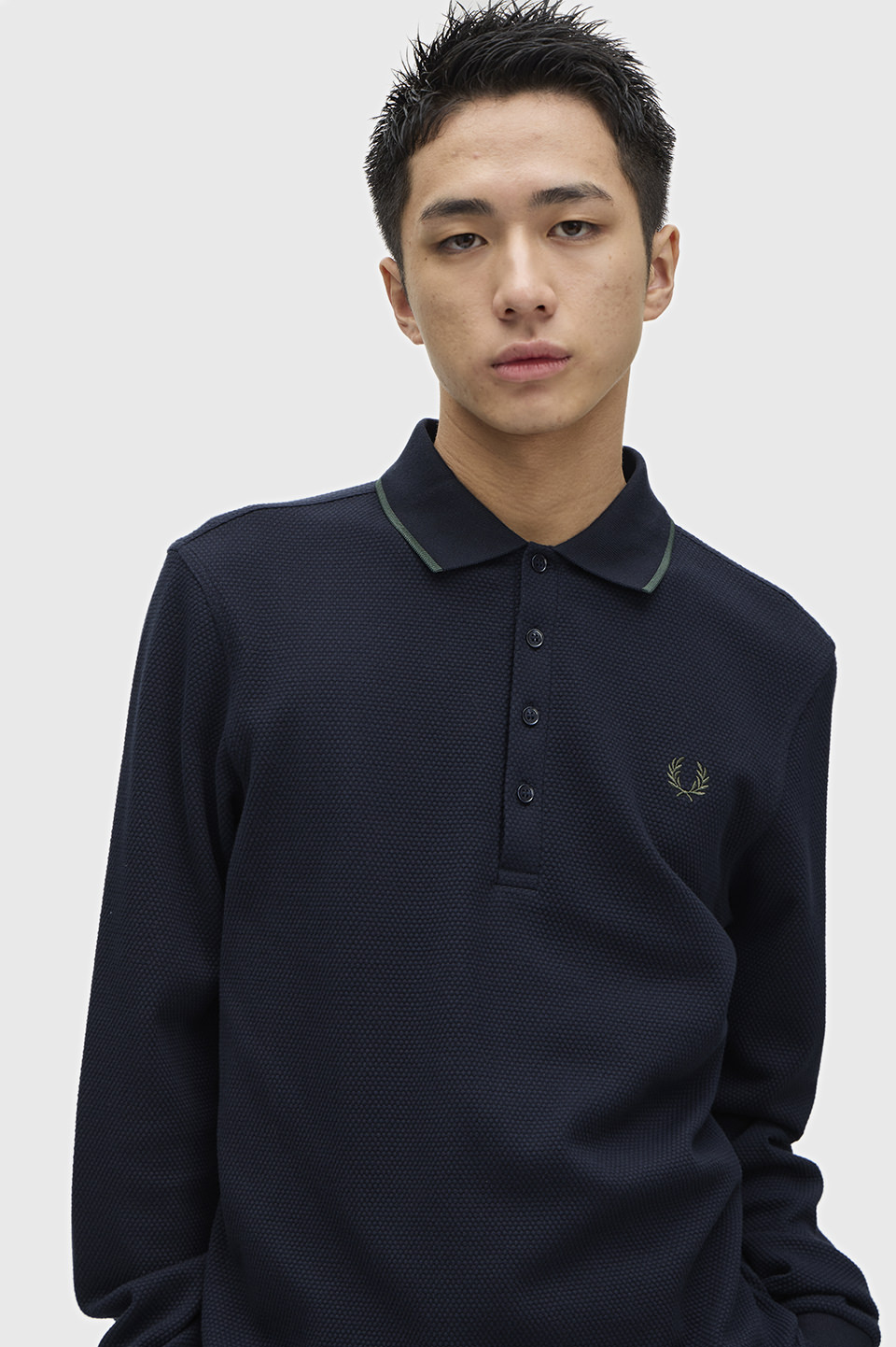 カラー/ブルー | FRED PERRY JAPAN | フレッドペリー日本公式サイト