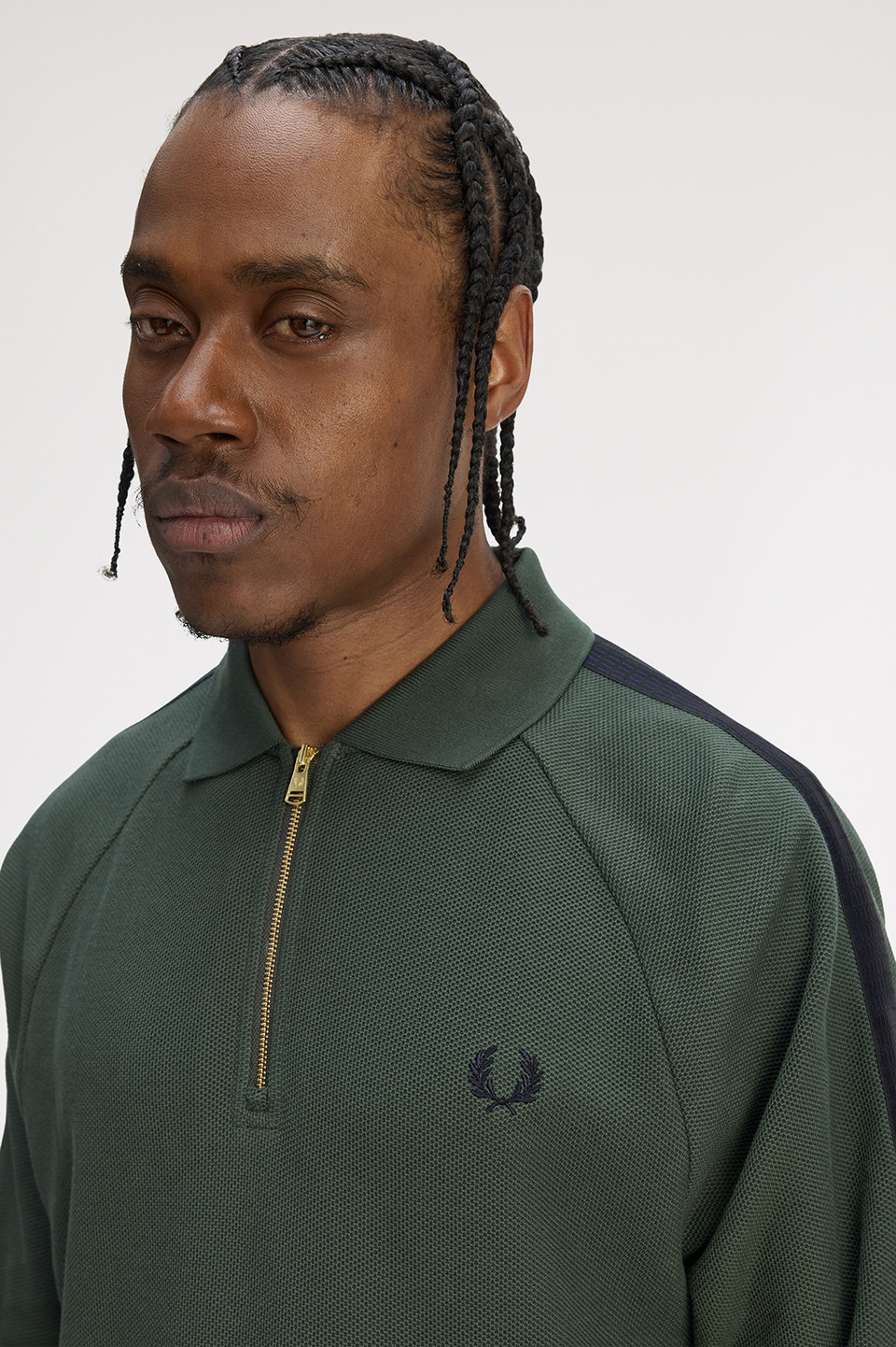 Dash Taped Zip Neck Polo Shirt(S X89：COURT GREEN): | FRED PERRY