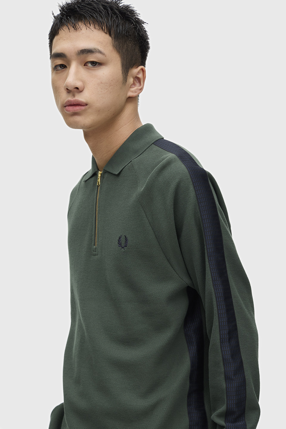 Dash Taped Zip Neck Polo Shirt(S X89：COURT GREEN): | FRED PERRY