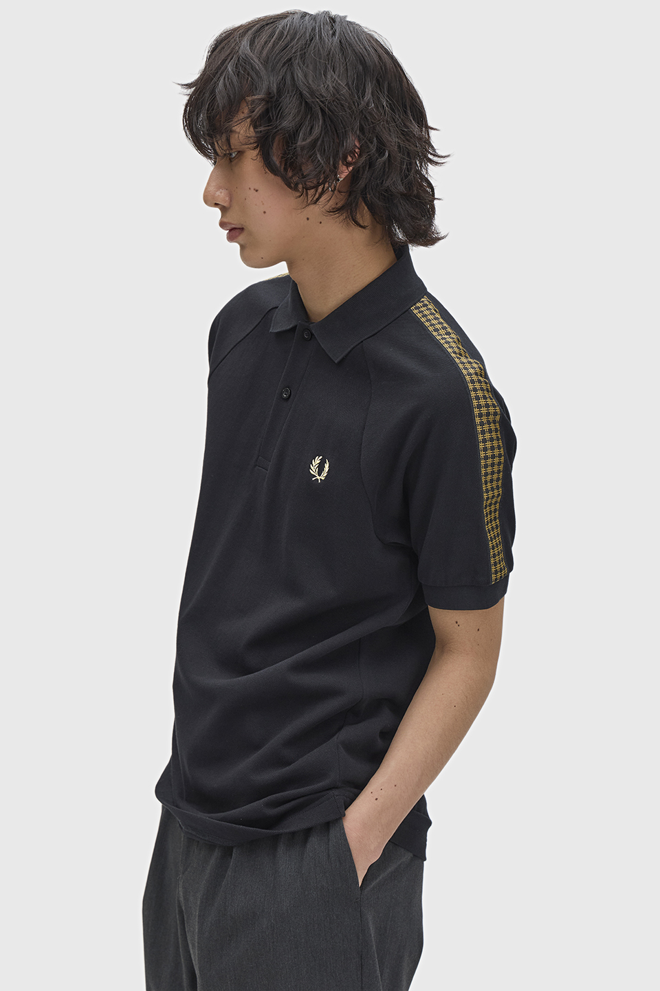 Cross Tape Polo Shirt(S 102：BLACK): | FRED PERRY JAPAN | フレッド