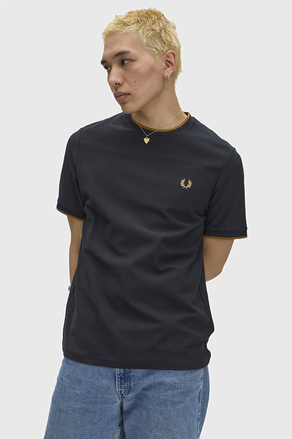 Trim Detail Crepe Pique T-Shirt(S 102：BLACK): | FRED PERRY JAPAN