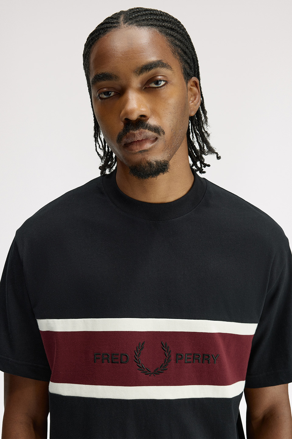Embroidered Panel T-Shirt(M 102：BLACK): | FRED PERRY JAPAN