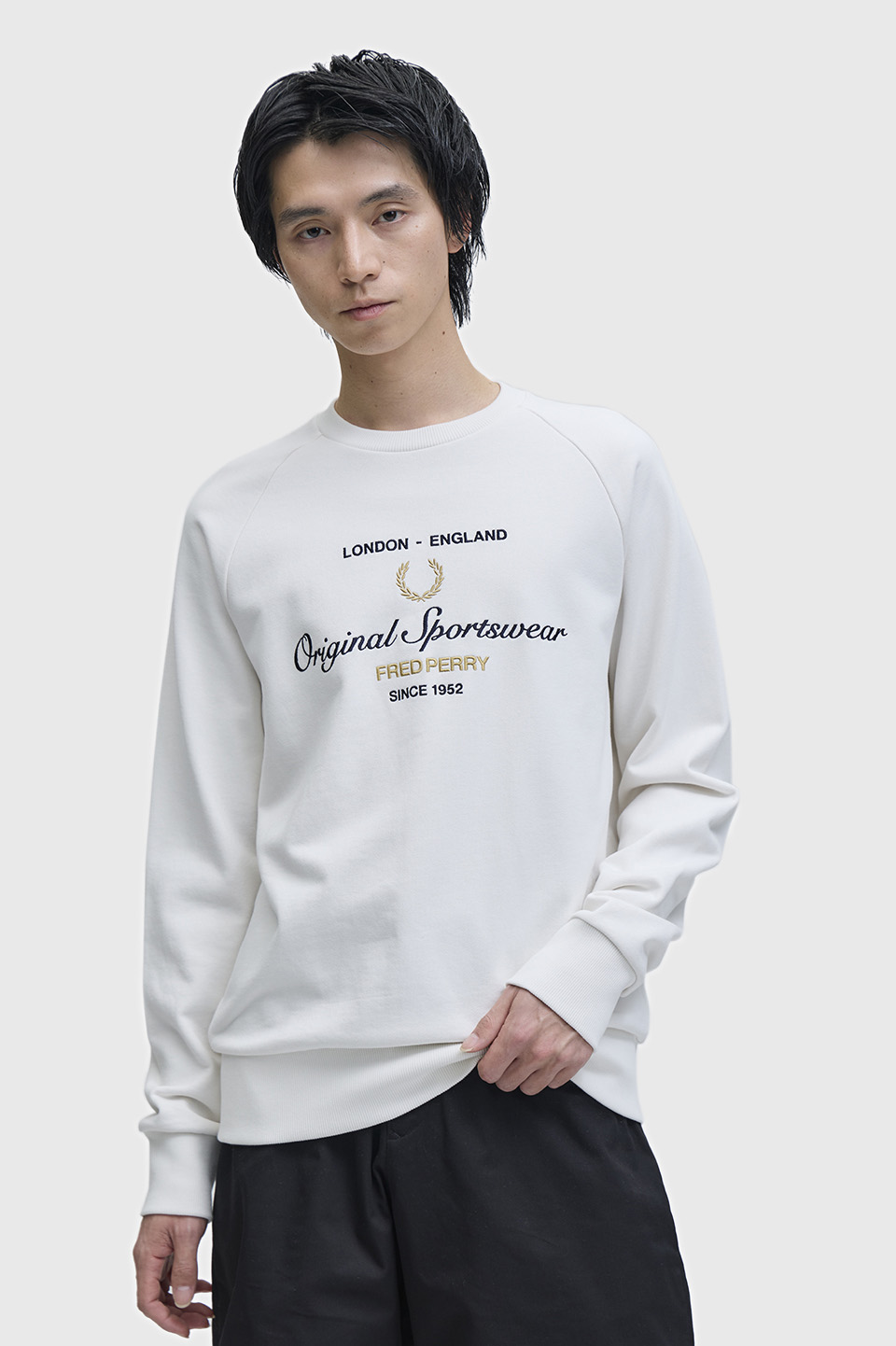Original Sportswear Sweatshirt(M 129：SNOW WHITE): | FRED PERRY