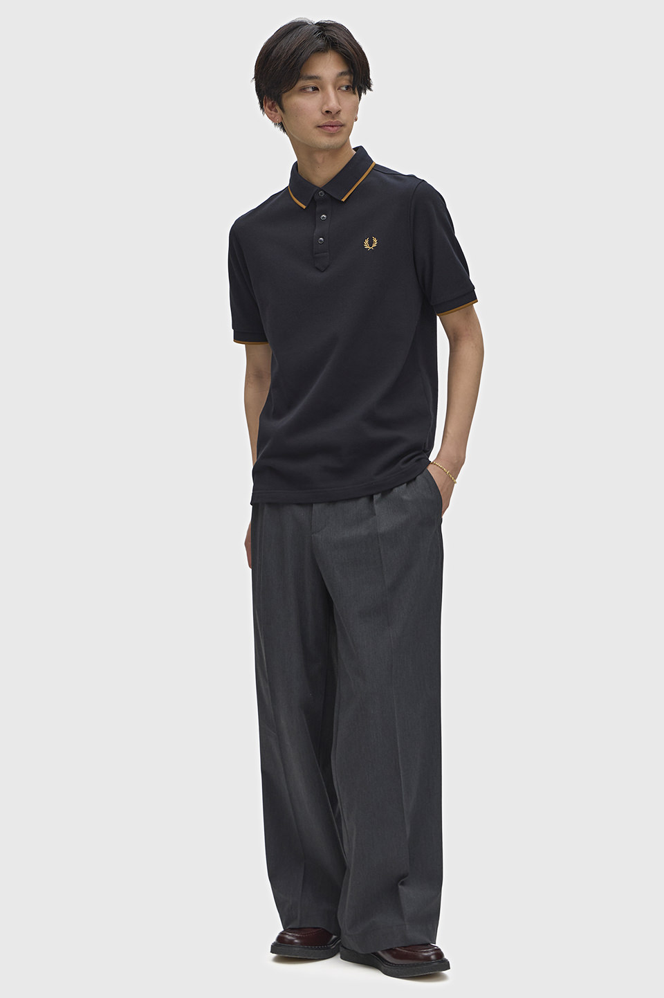 Collar Stand Polo Shirt(S 102：BLACK): | FRED PERRY JAPAN