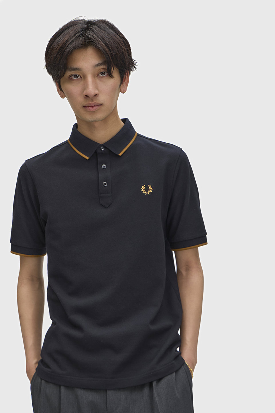 Collar Stand Polo Shirt(S 102：BLACK): | FRED PERRY JAPAN