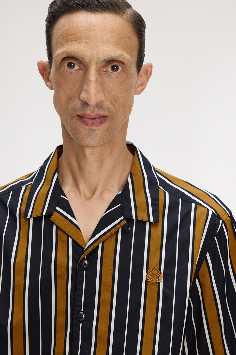 Striped Revere Collar Shirt(S 102：BLACK): | FRED PERRY JAPAN