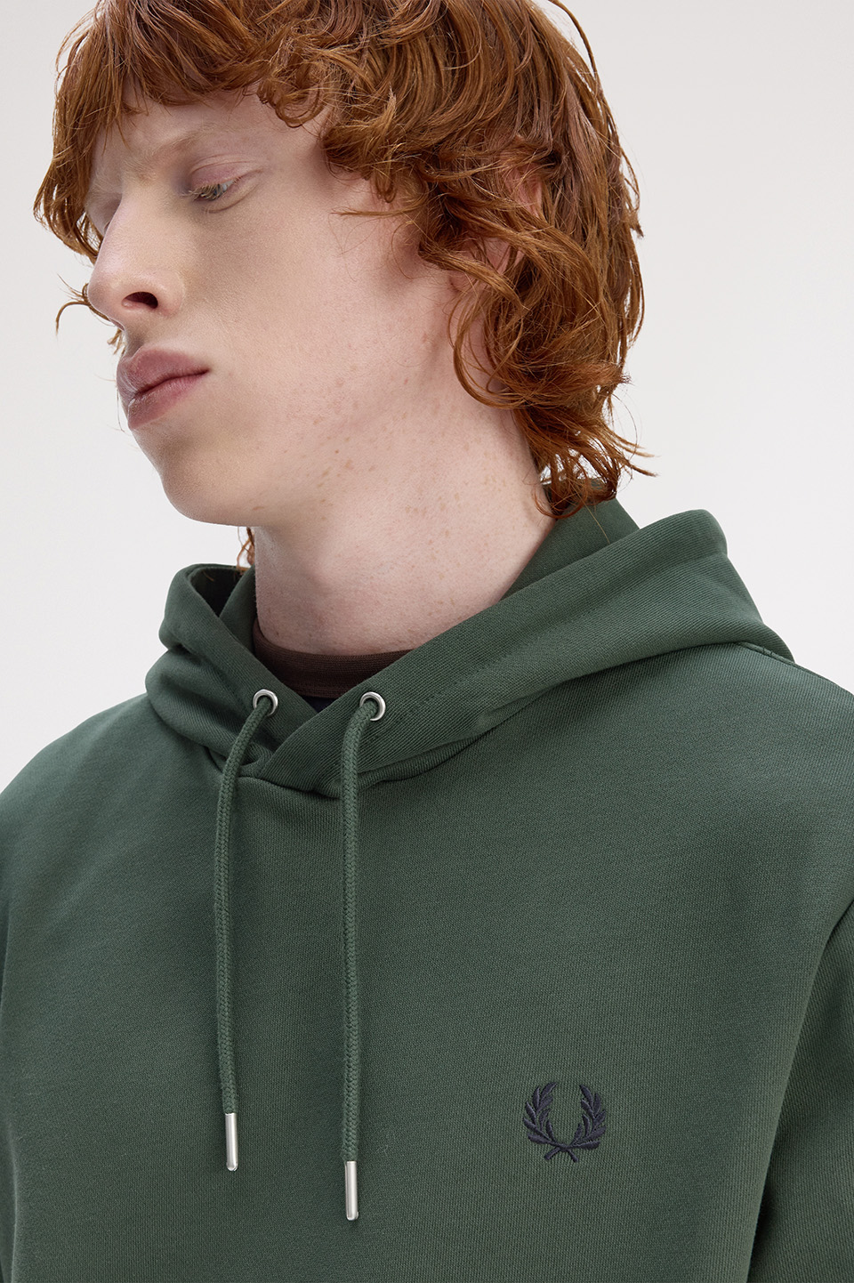 モデル:H181 B89.5 W71.5 H89.5 着用サイズ:M