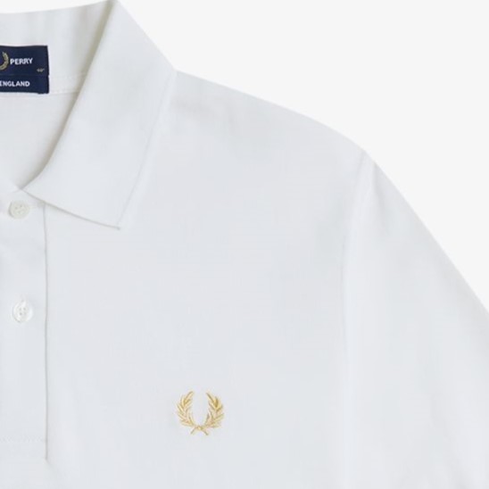 フレッドペリー M3ホワイト ポロシャツ 未使用M クリーニング済み FRED PERRY 未使用 フレッドペリー 半袖ポロシャツ M3 刺繍