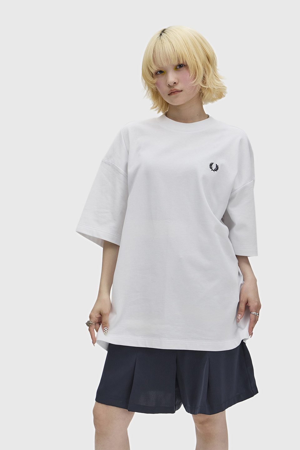 りー Oversized T-Shirt(XS 100：WHITE): | FRED PERRY JAPAN | フレッド