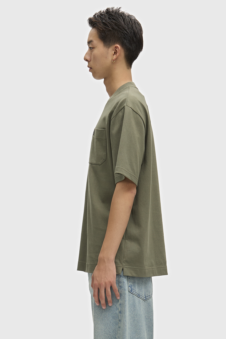 モデル:H179 B76 W62 H84 着用サイズ:M
