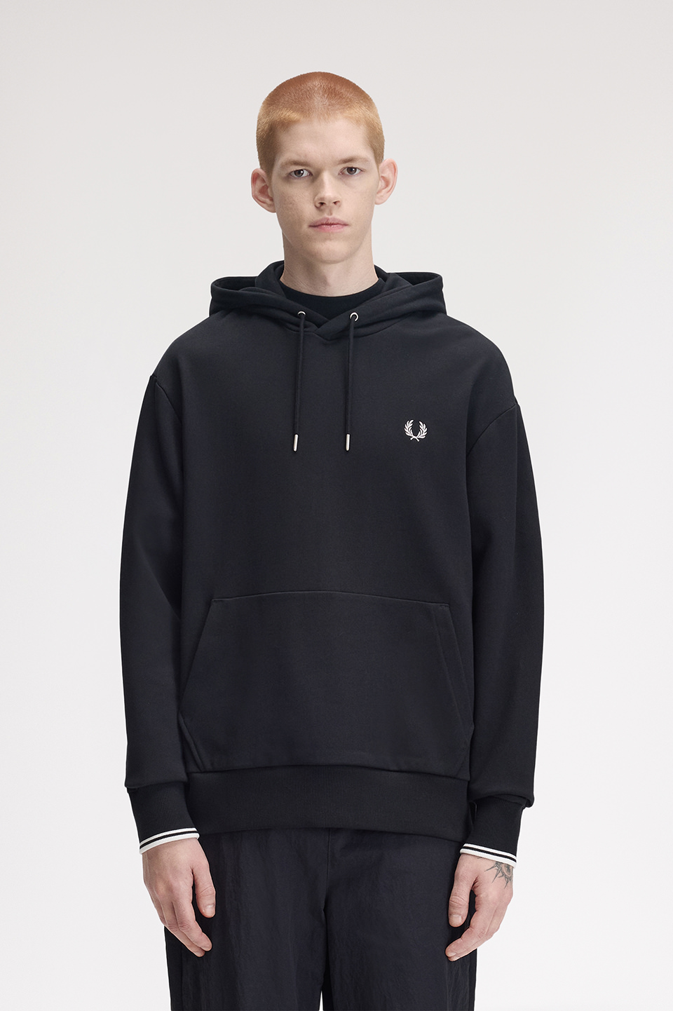 Tipped Hooded Sweatshirt(S 102：BLACK): | FRED PERRY JAPAN
