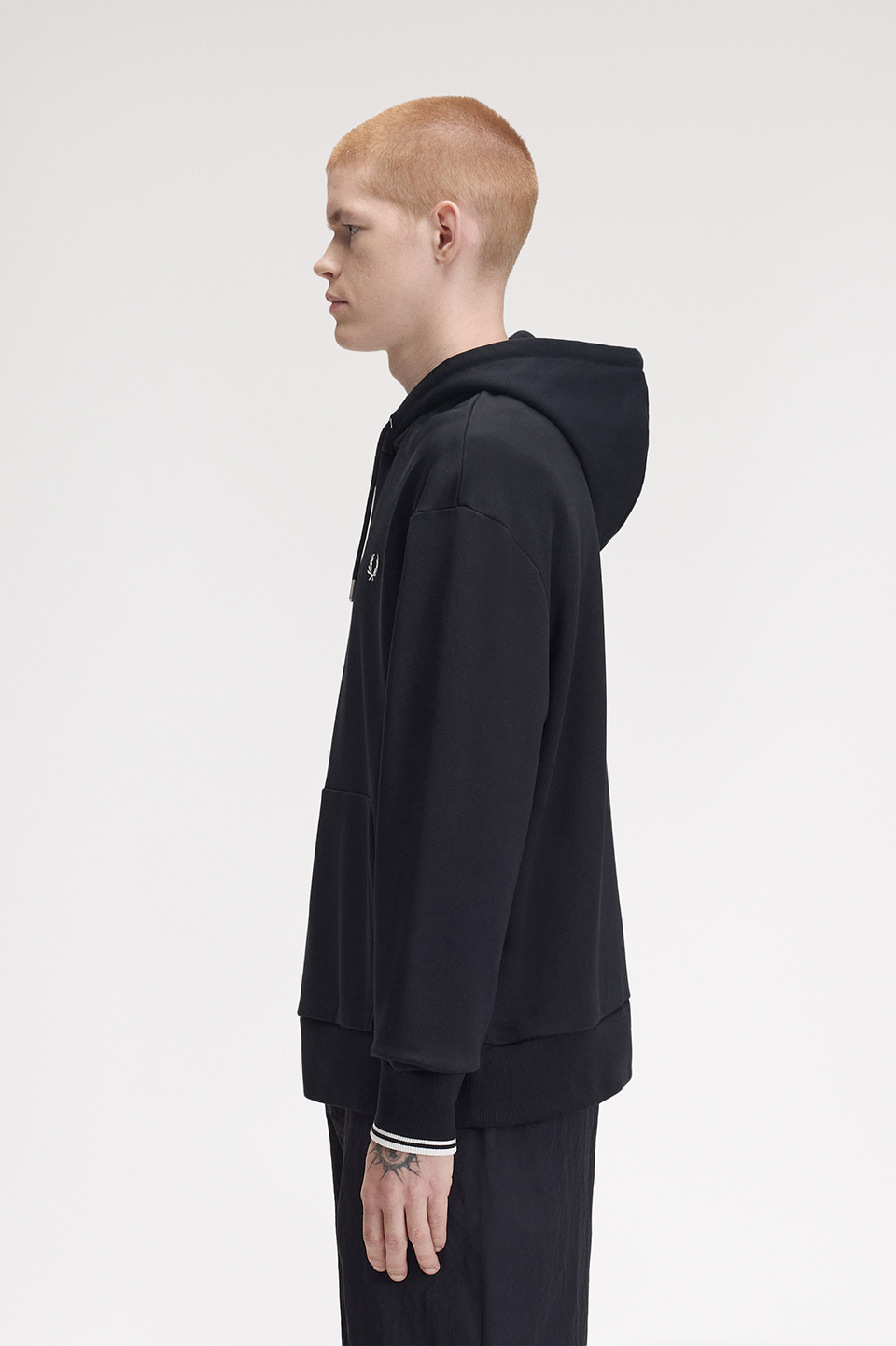 Tipped Hooded Sweatshirt(S 102：BLACK): | FRED PERRY JAPAN
