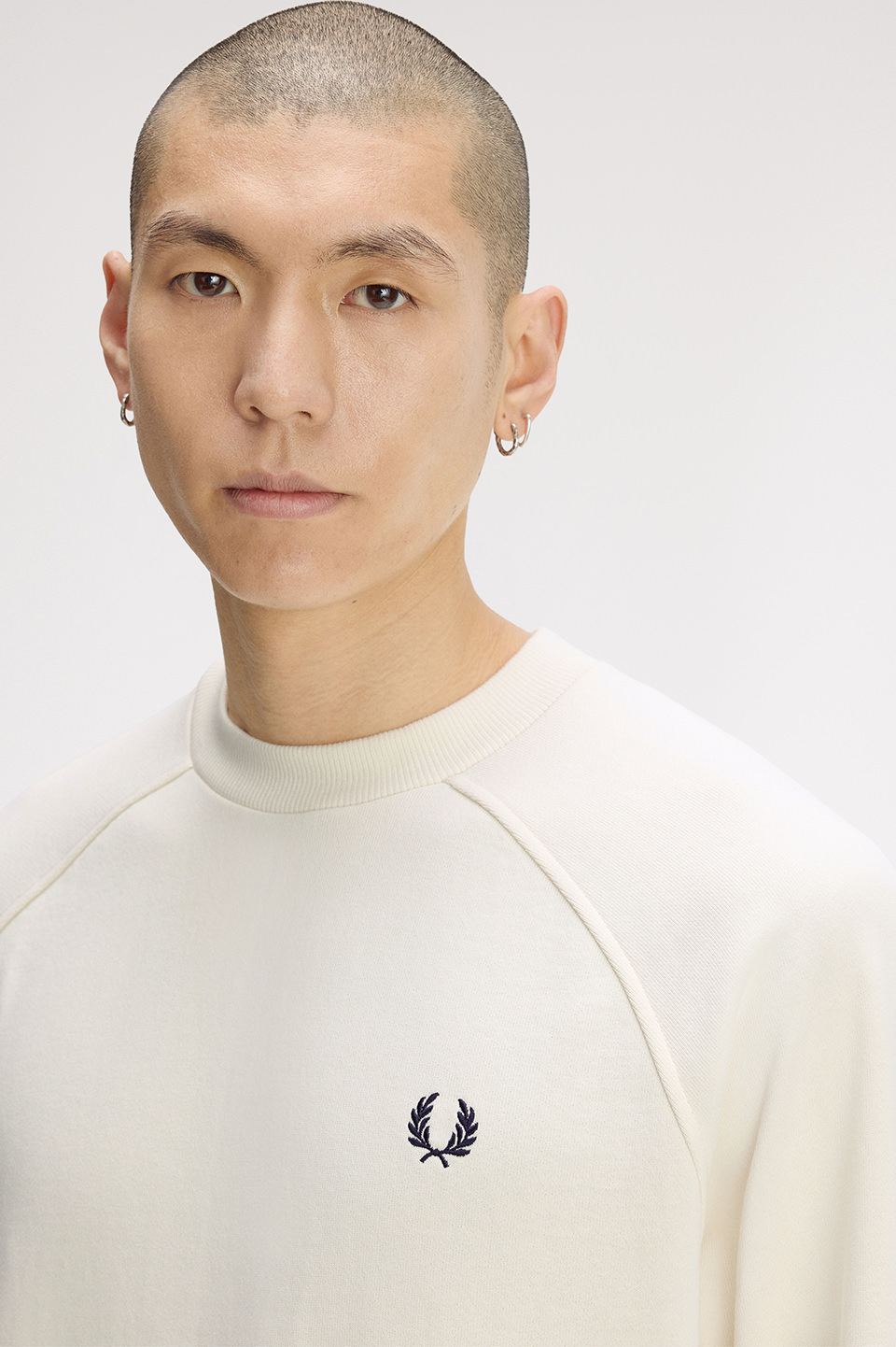 Tipped Crew Neck Sweatshirt(S 560：ECRU): | FRED PERRY JAPAN