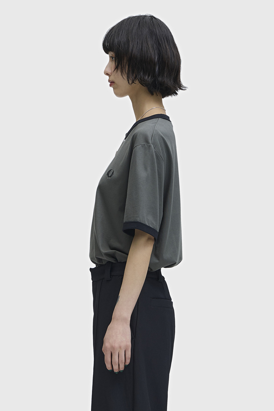 モデル:H166 B72 W52 H80 着用サイズ:M