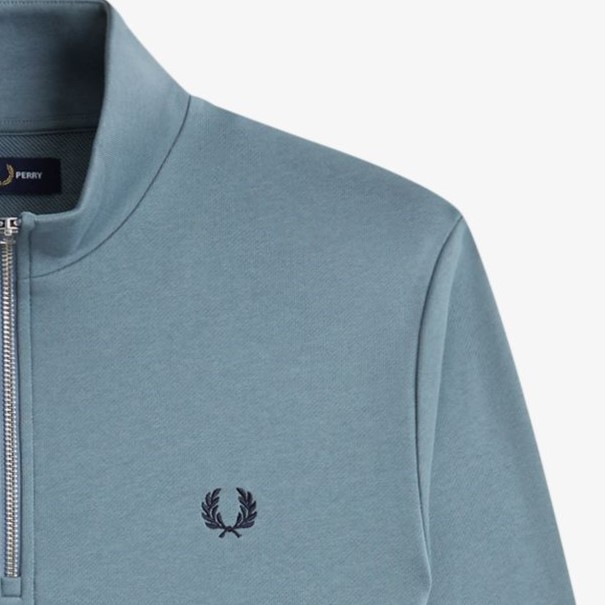 公式完売サイズも◆FRED PERRY ジップアップ ロゴ フーディ 楽天市場】FREDPERRY フレッドペリー（スタイル（パーカー