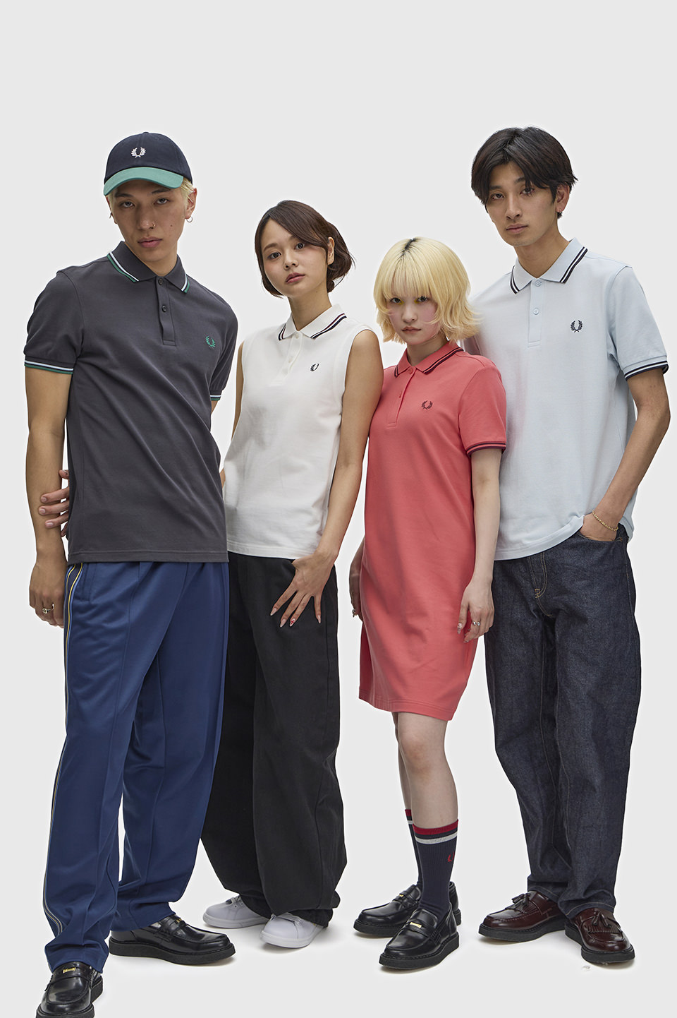 The Fred Perry Shirt - M3600 03C:LIGHT ICE / ANCHOR GREY S