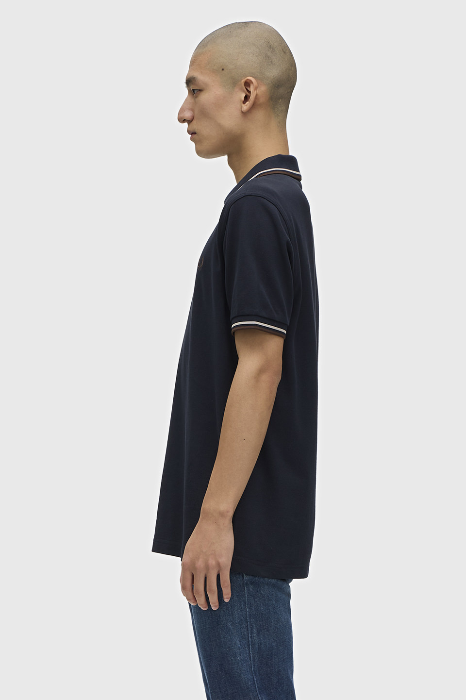 モデル:H178 B84 W67.5 H85 着用サイズ:M