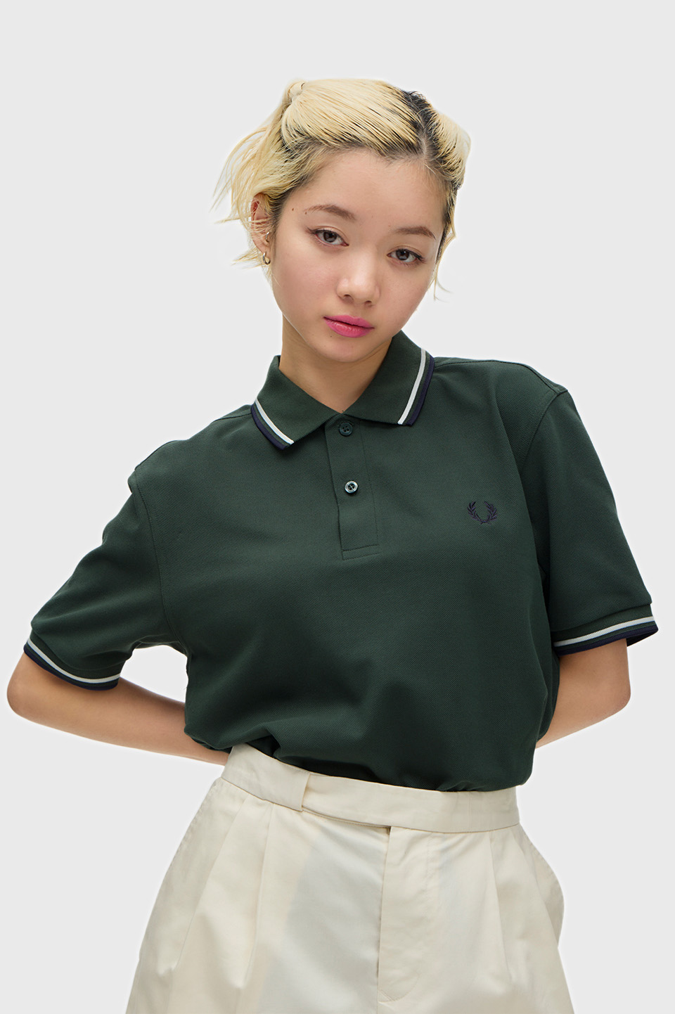 モデル:H163 B85 W58 H85 着用サイズ:M