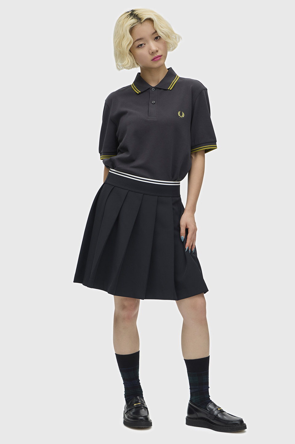 モデル:H163 B85 W58 H85 着用サイズ:M