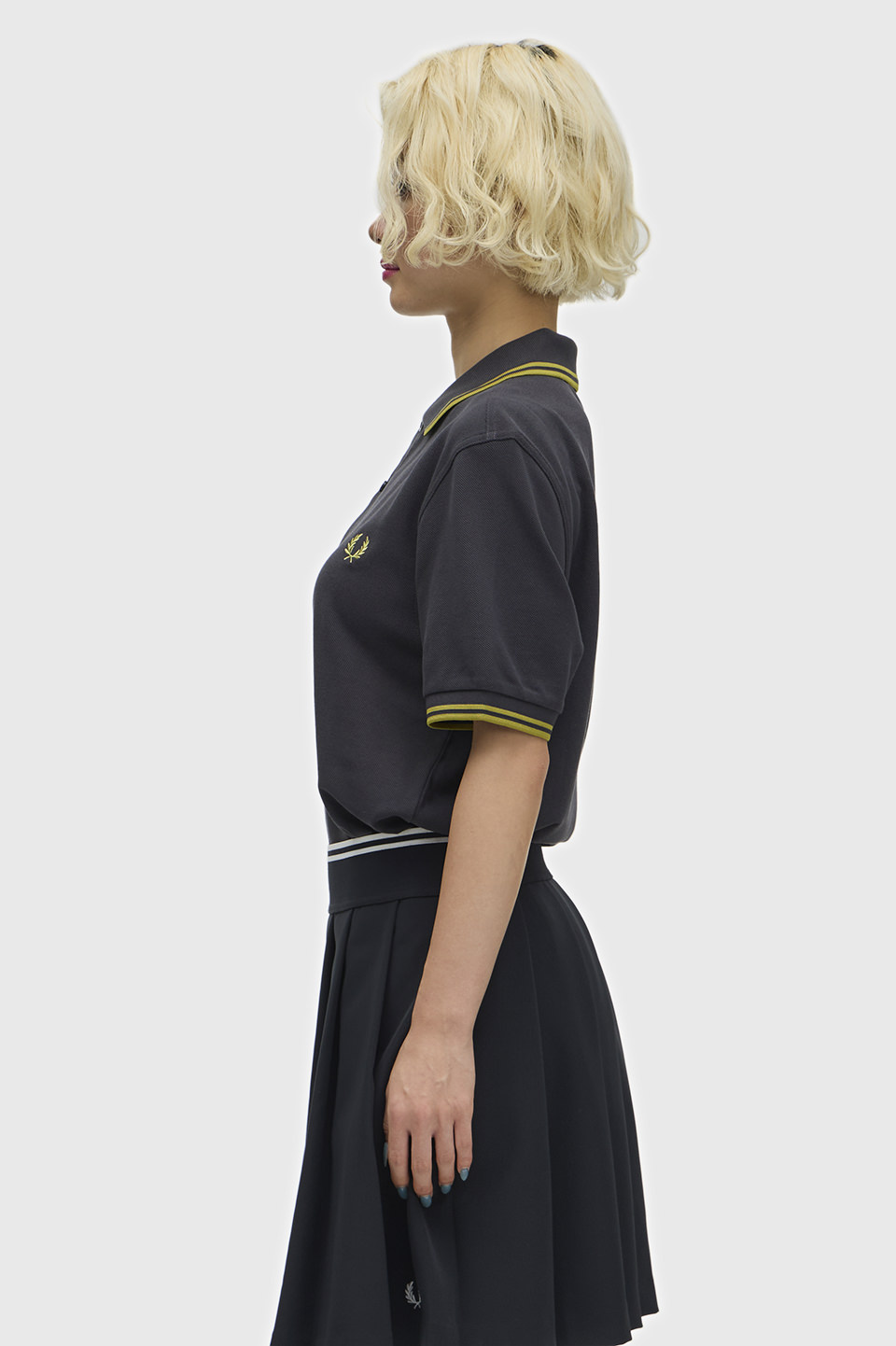 モデル:H163 B85 W58 H85 着用サイズ:M