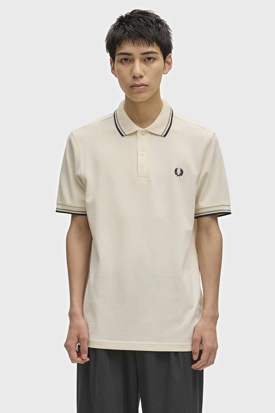 The Fred Perry Shirt - M3600 68C:ECRU / SEAGRASS / AIRFORCE S