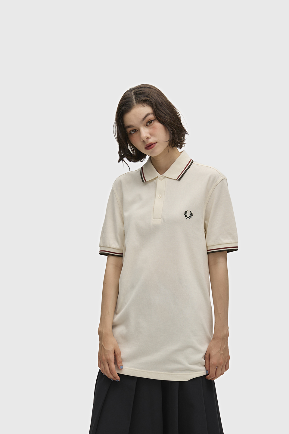The Fred Perry Shirt - M3600 69C:ECRU / BRNDY / NIGHT GREEN S