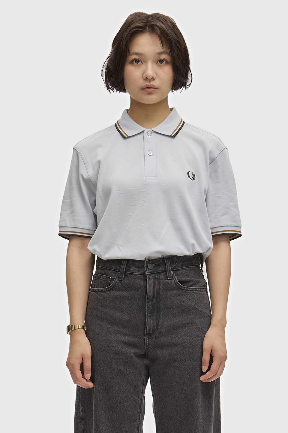The Fred Perry Shirt - M3600 70C:DUSKY BLUE / CARAMEL / GREEN S