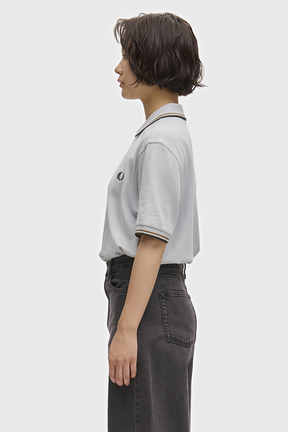 The Fred Perry Shirt - M3600 70C:DUSKY BLUE / CARAMEL / GREEN S