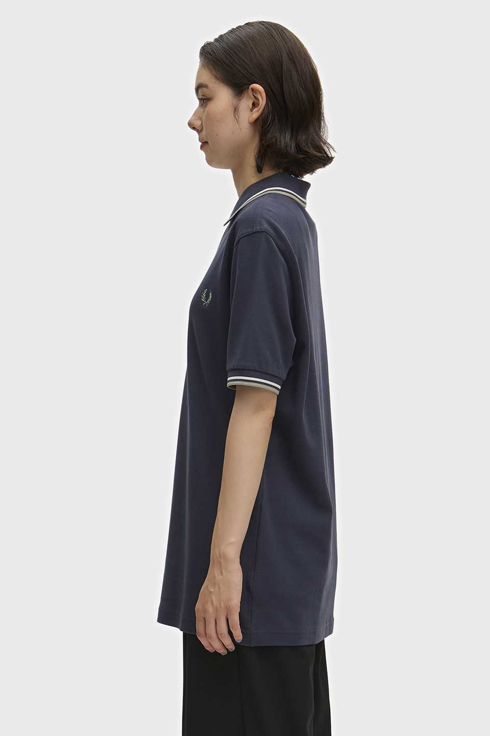 The Fred Perry Shirt - M3600 72C:AIRFORCE / ECRU / SEAGRASS S