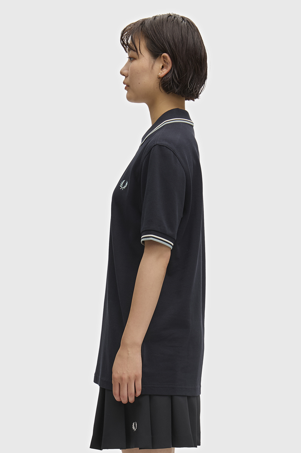 The Fred Perry Shirt - M3600 74C:NAVY / ECRU / SILVER BLUE S