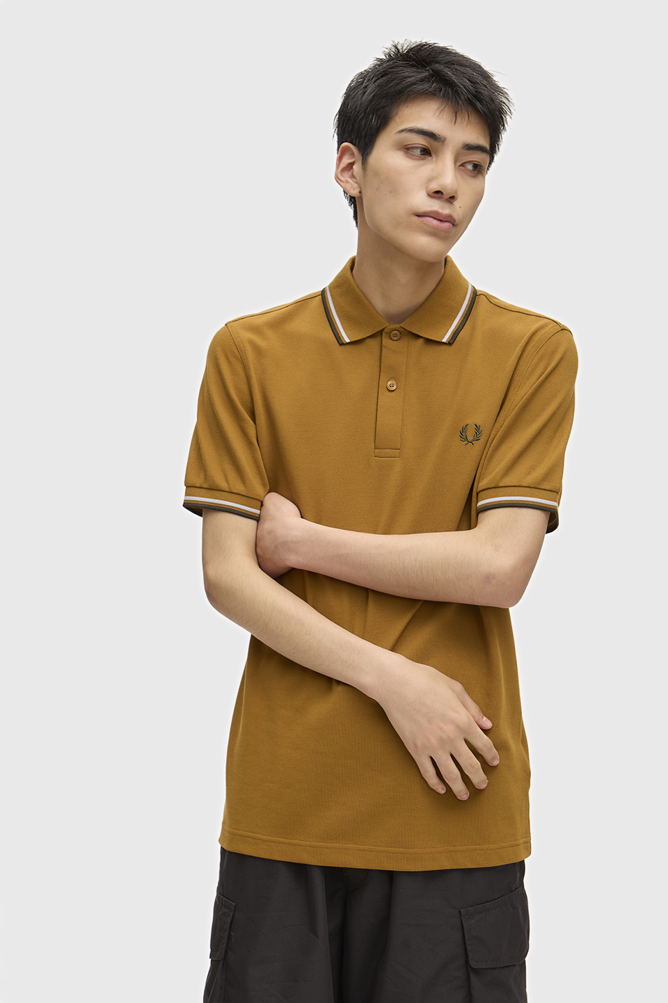The Fred Perry Shirt - M3600 80C:DARK CARAMEL / BLUE / GREEN S