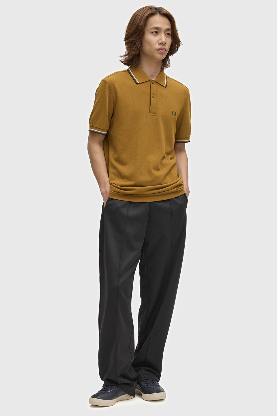 The Fred Perry Shirt - M3600 80C:DARK CARAMEL / BLUE / GREEN S