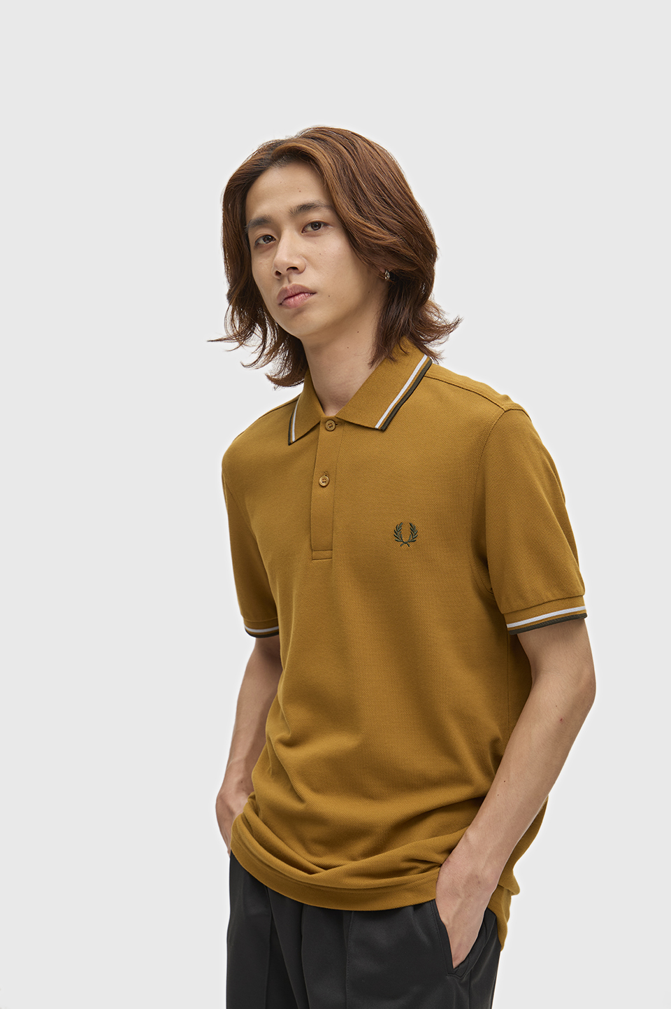 The Fred Perry Shirt - M3600 80C:DARK CARAMEL / BLUE / GREEN S