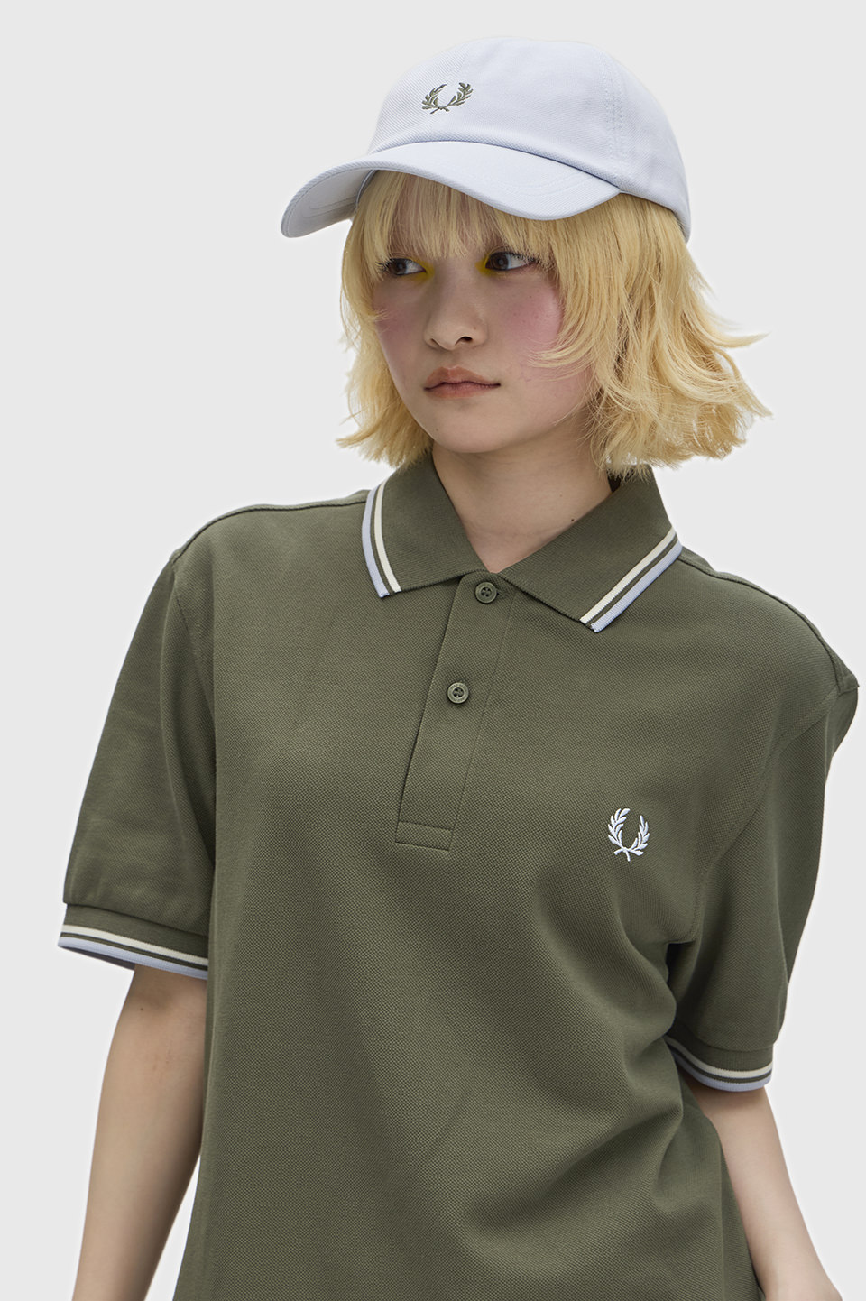 モデル:H157 着用サイズ:M