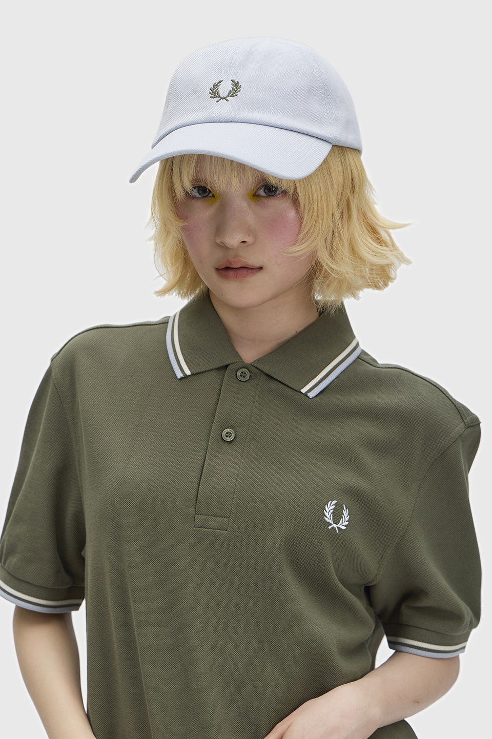 モデル:H157 着用サイズ:M