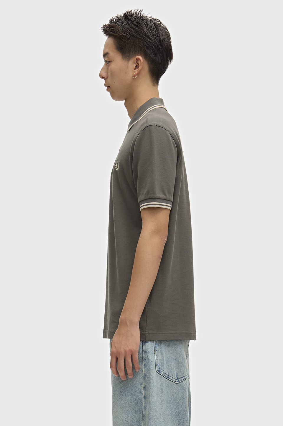 モデル:H187 B93 W77 着用サイズ:M