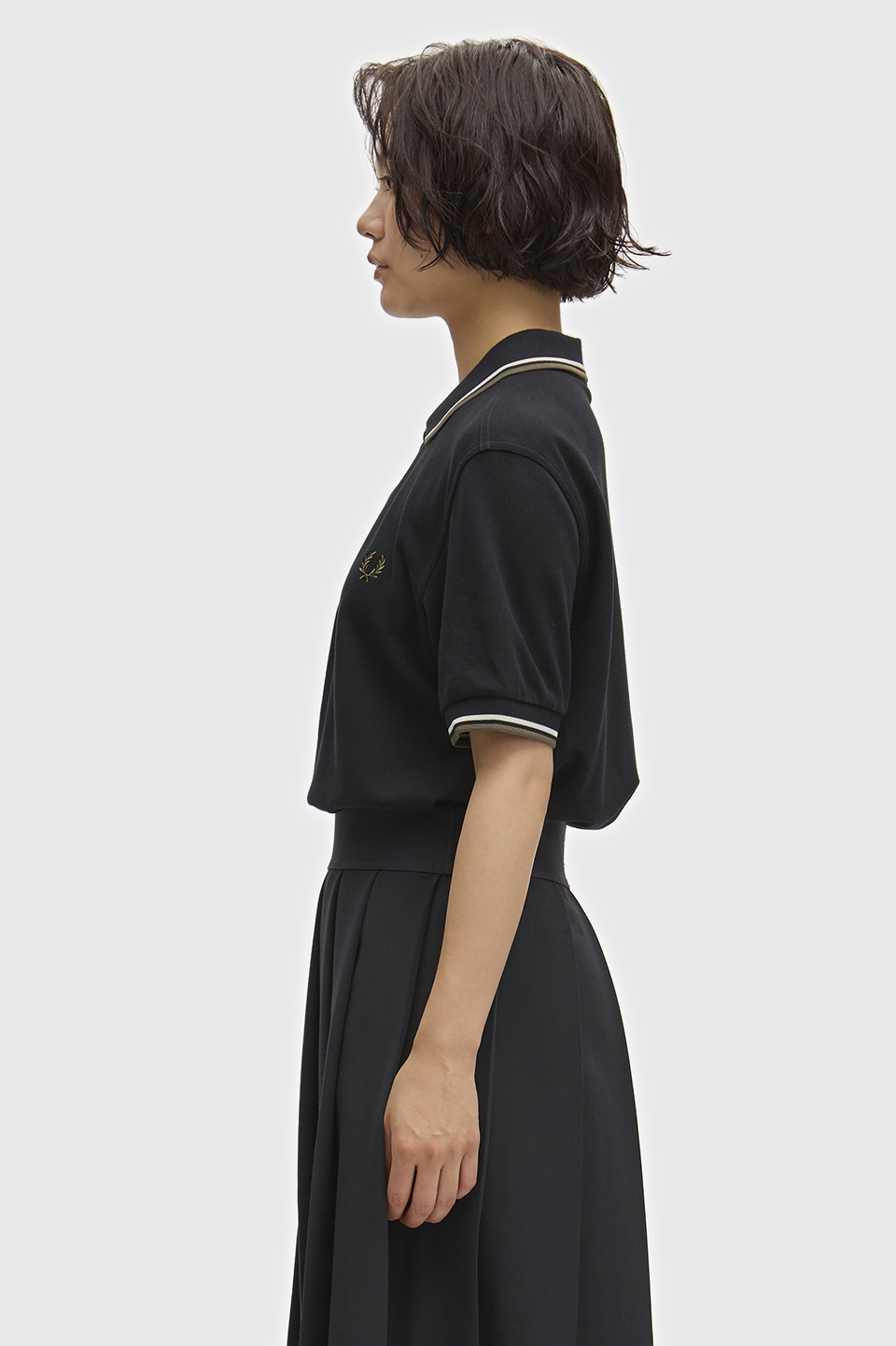The Fred Perry Shirt - M3600 W54:BLACK / ECRU / LAUREL WREATH S