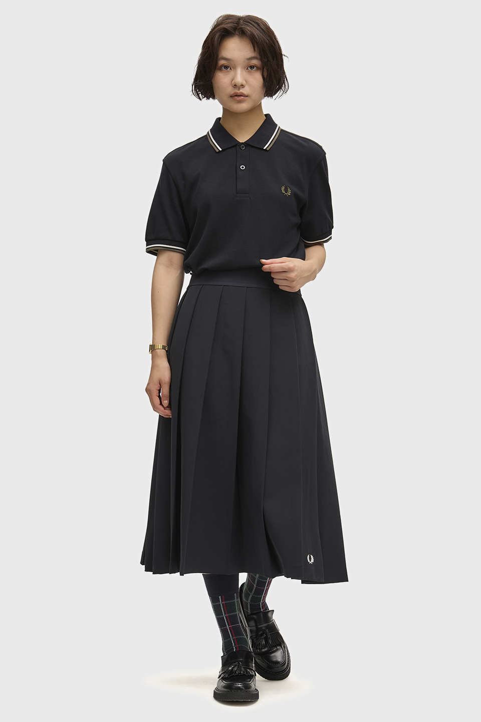 The Fred Perry Shirt - M3600 W54:BLACK / ECRU / LAUREL WREATH S
