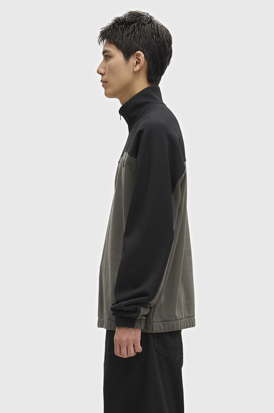 Colour Block Half-Zip Sweatshirt(S 638：FIELD GREEN): | FRED PERRY