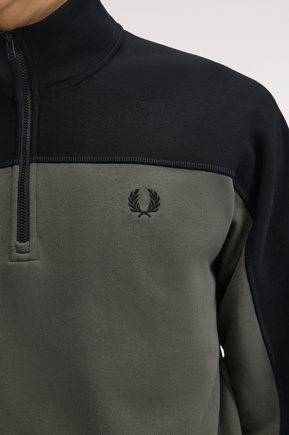 FRED PERRY グリーン ジップアップジャケット L 即決値引きします