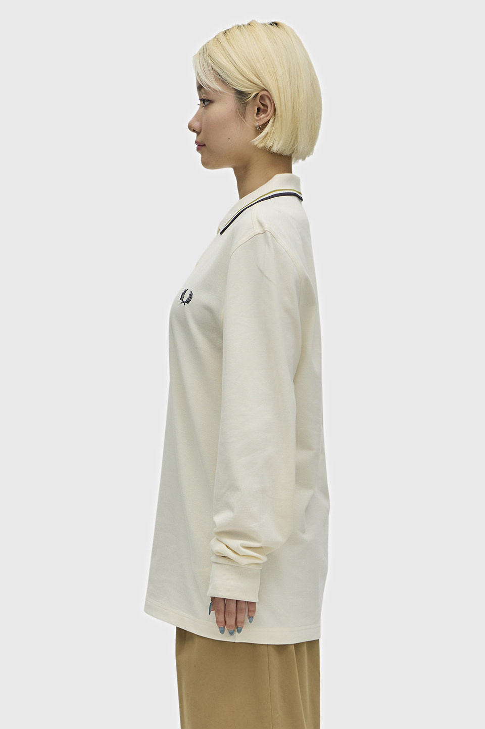 モデル:H163 B85 W58 H85 着用サイズ:M