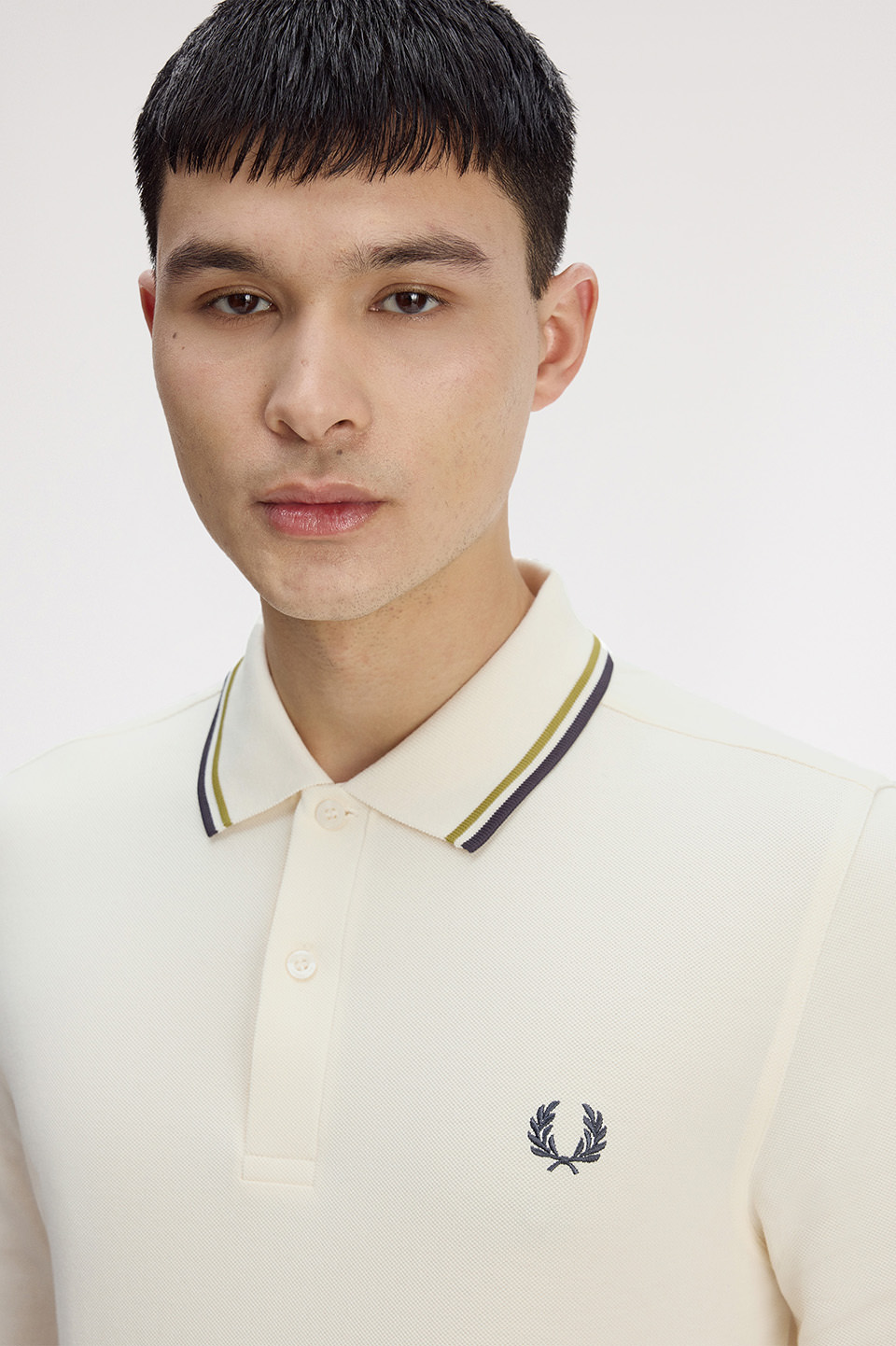 モデル:H183 着用サイズ:M