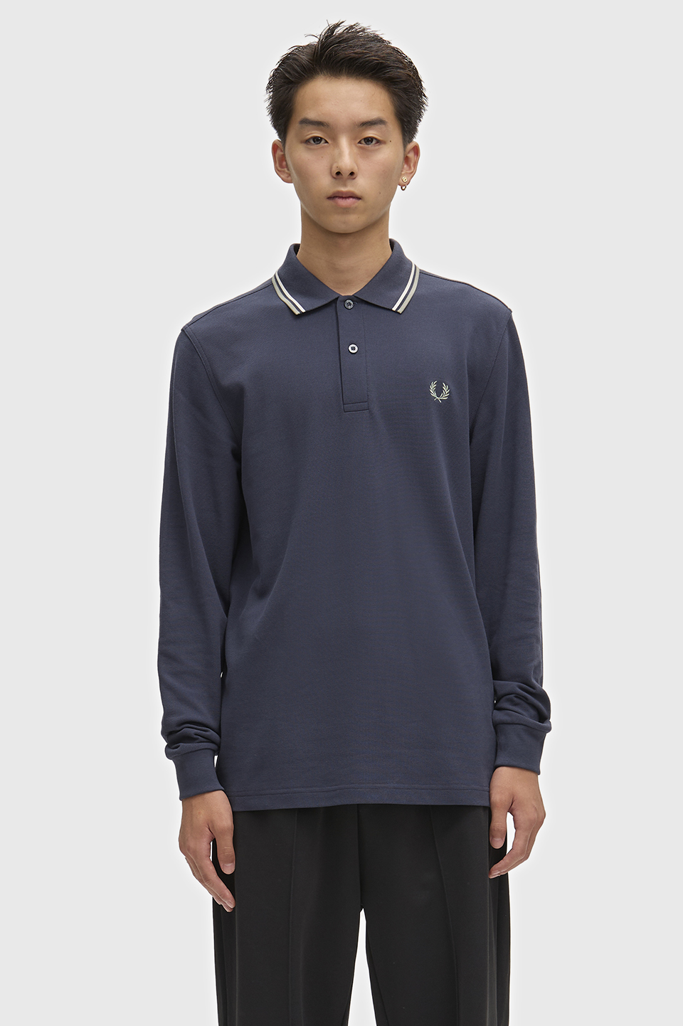 The Fred Perry Shirt - M3636 72C:AIRFORCE / ECRU / SEAGRASS S