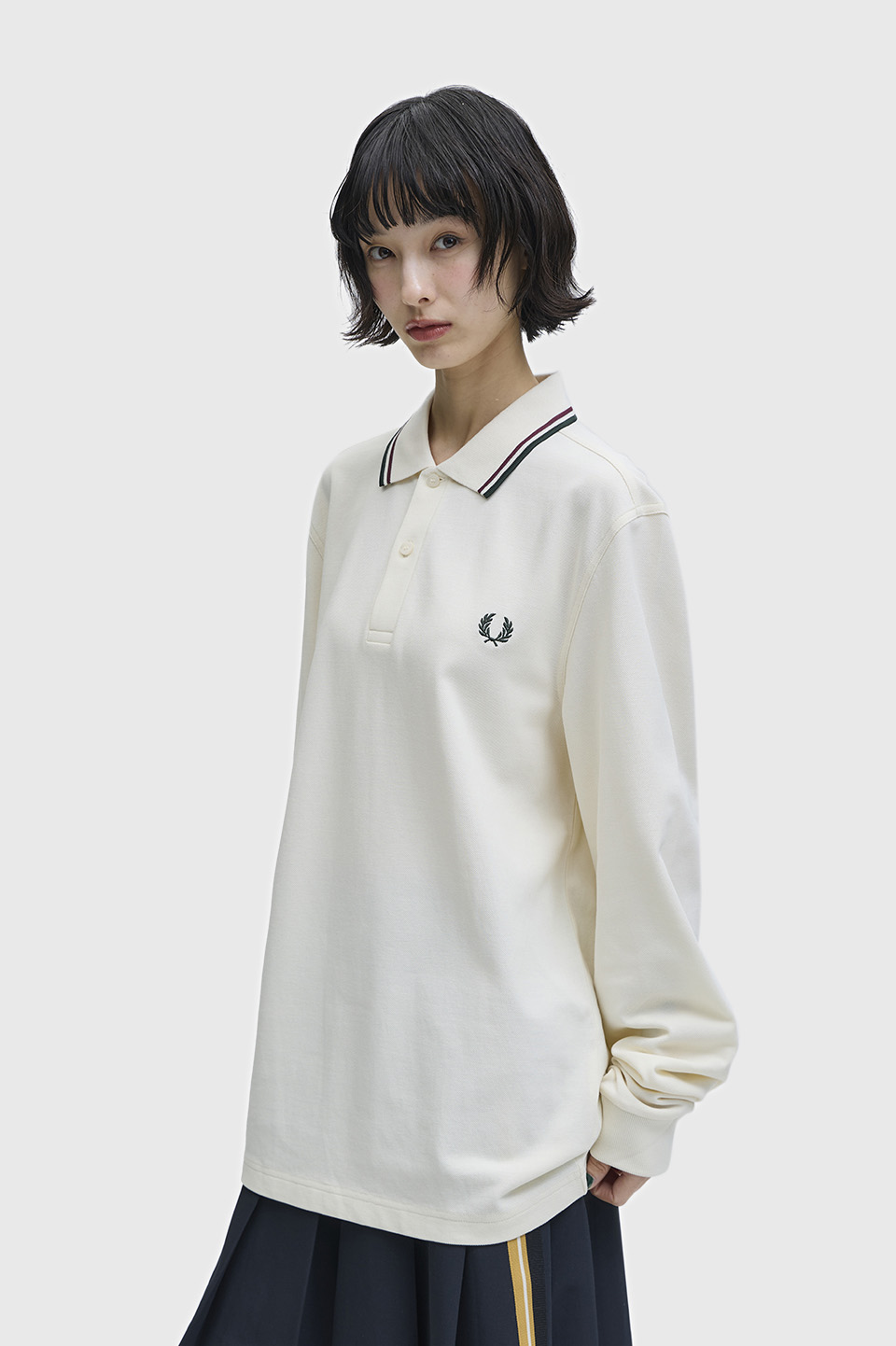 モデル:H166 B72 W52 H80 着用サイズ:M