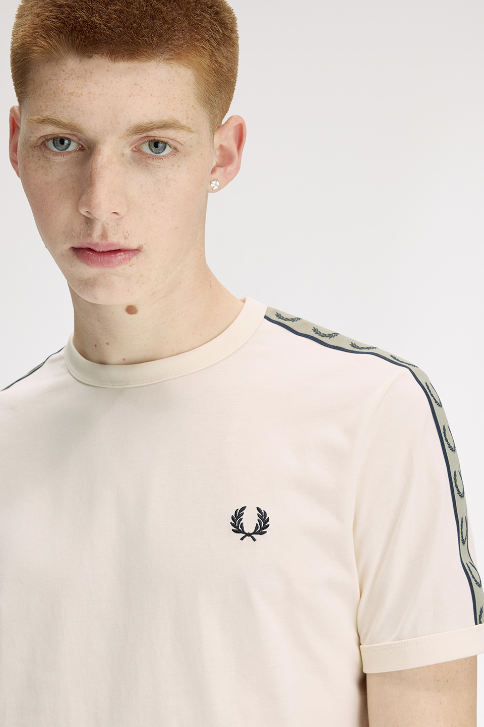 モデル:H183 B92 W76 着用サイズ:M