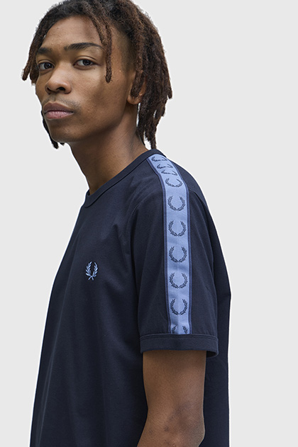 カラー/ブルー | FRED PERRY JAPAN | フレッドペリー日本公式サイト