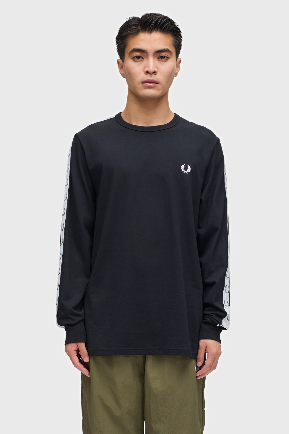 Taped Long Sleeve T-Shirt(S 102：BLACK): | FRED PERRY JAPAN