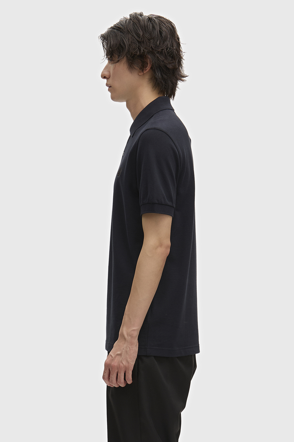 The Fred Perry Shirt - M6000 91C:NAVY / RICH BROWN S