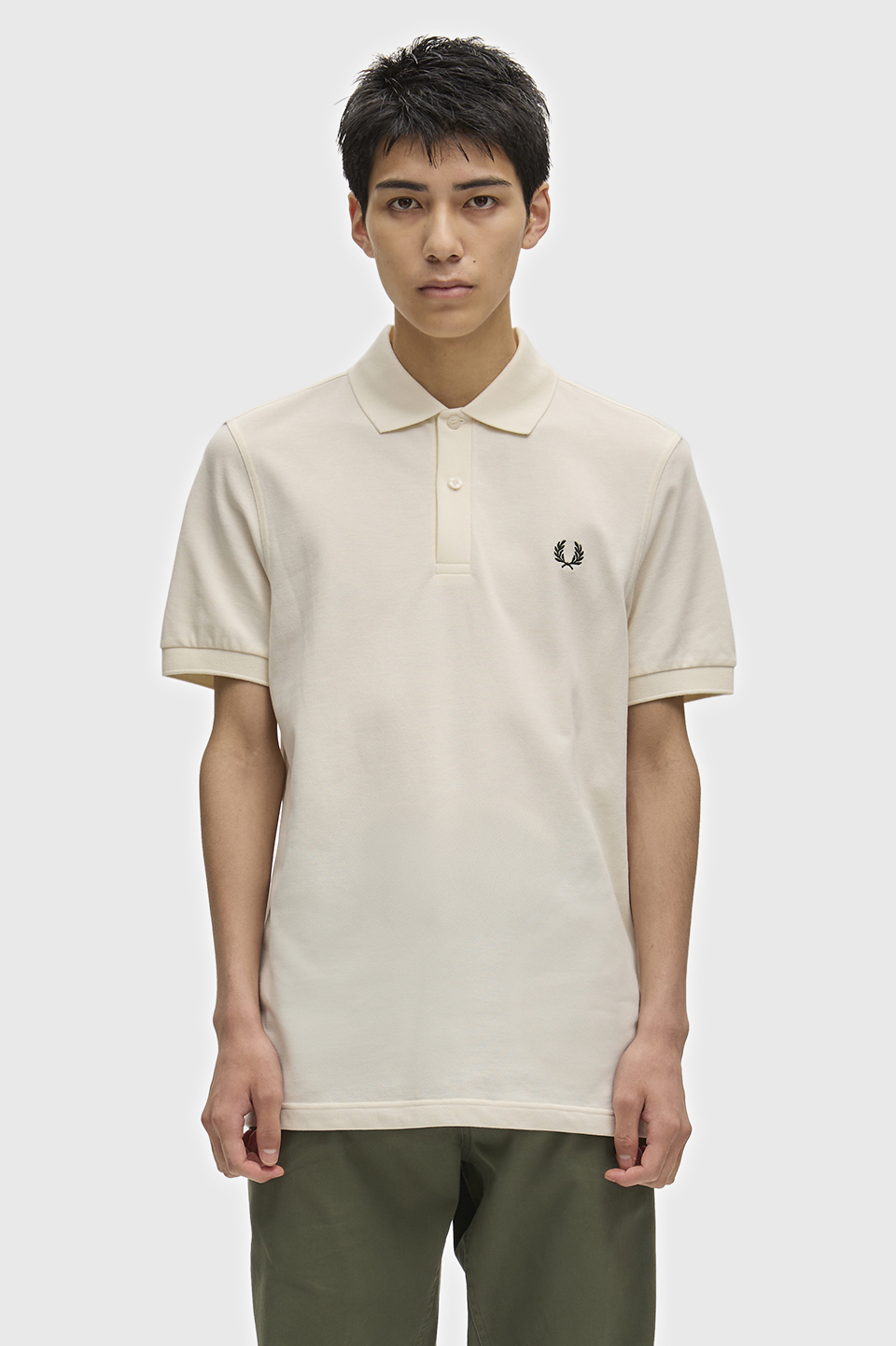 The Fred Perry Shirt - M6000 V11:ECRU / NIGHT GREEN S