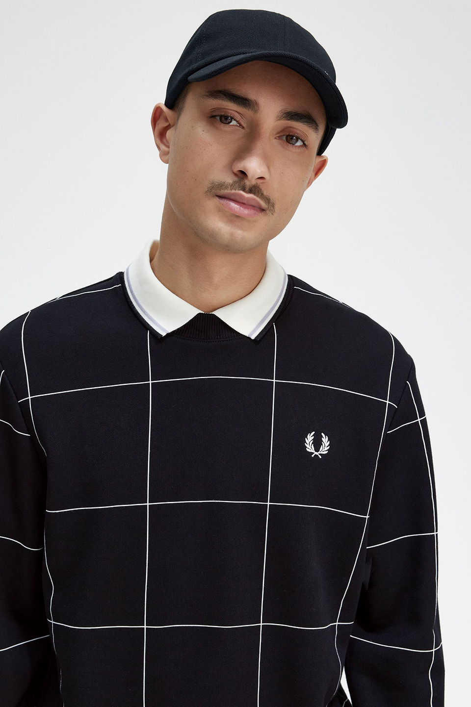 Grid Detail Sweatshirt(M 102：BLACK): | FRED PERRY JAPAN 